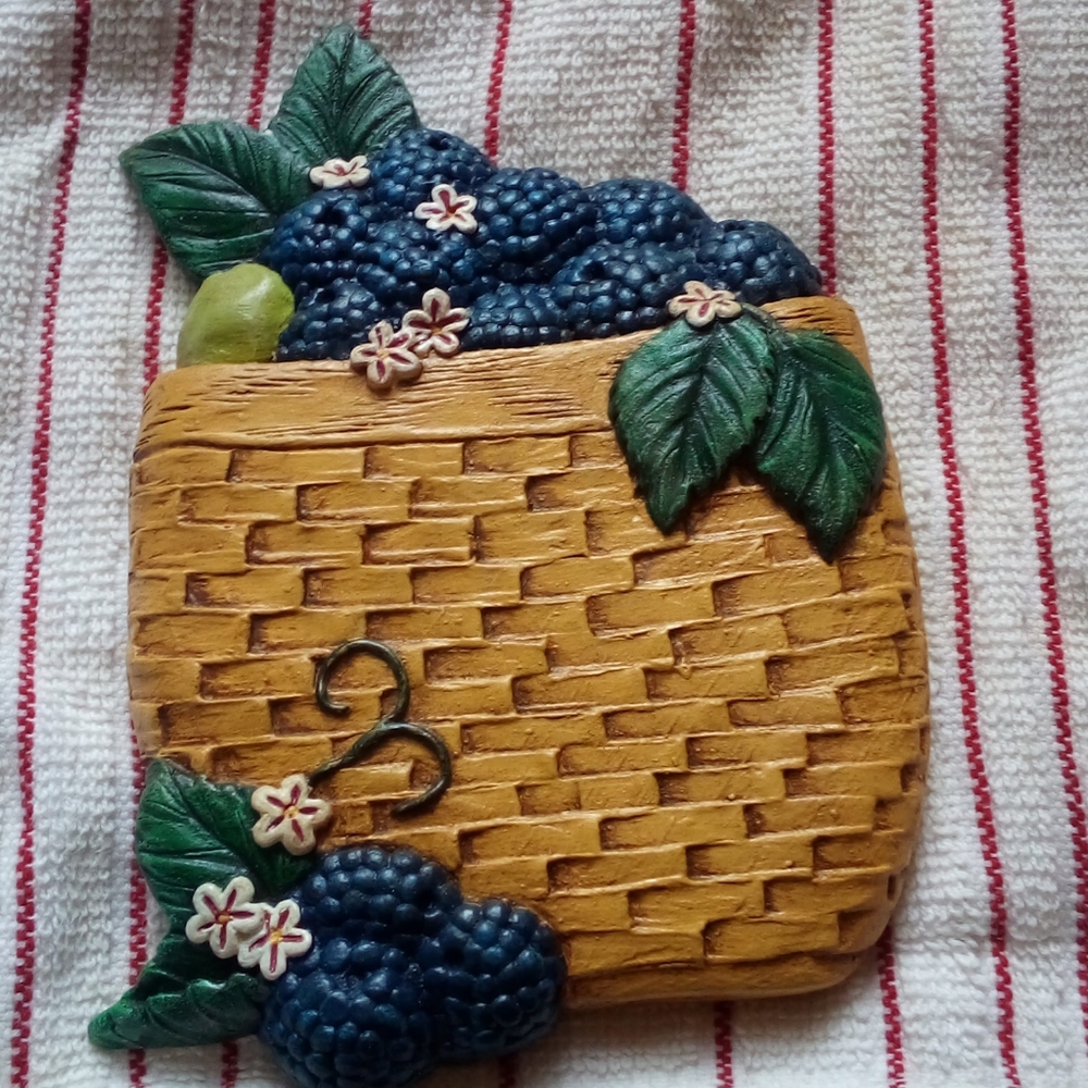 Berry basket wall hanging
